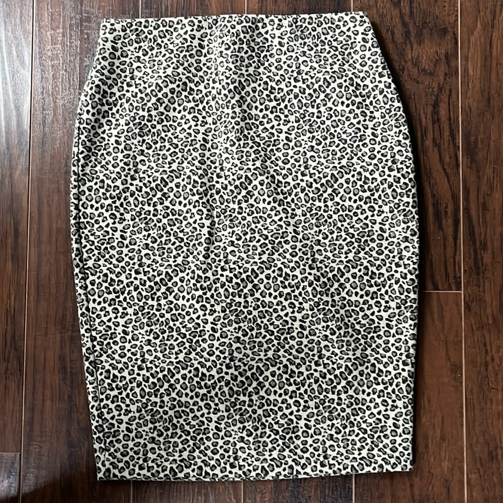 Express Cheetah print Skirt